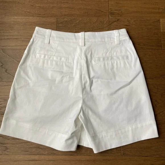 Brooks Brothers White Pleated High Waisted Women's Shorts-Size 2 - Picture 6 of 6